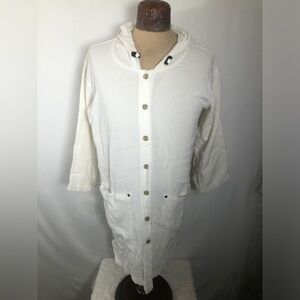 Women’s White Beach Cover Up. Size Medium. Carribean Cotton.